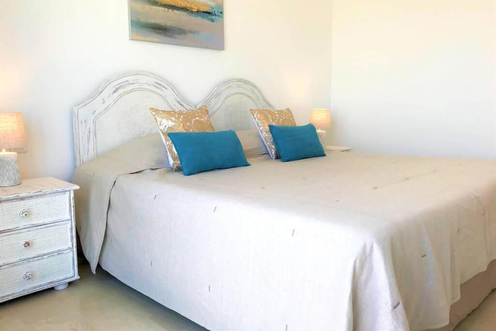 Penthouse Bermuda Beach 2 Estepona Bagian luar foto